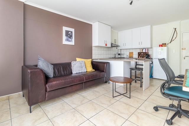 1 Bedroom Property for Sale in Woodstock Western Cape